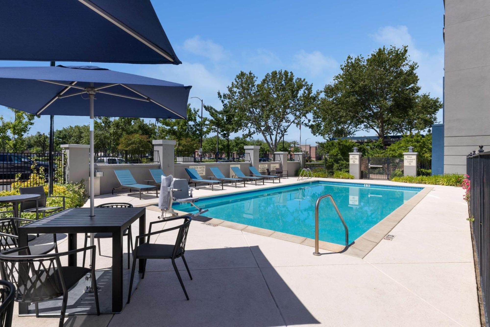Hampton Inn & Suites Yuba City Buitenkant foto